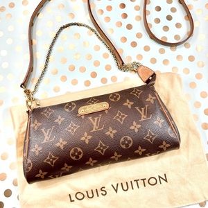 Louis Vuitton Pouchette w/ chain and leather strap